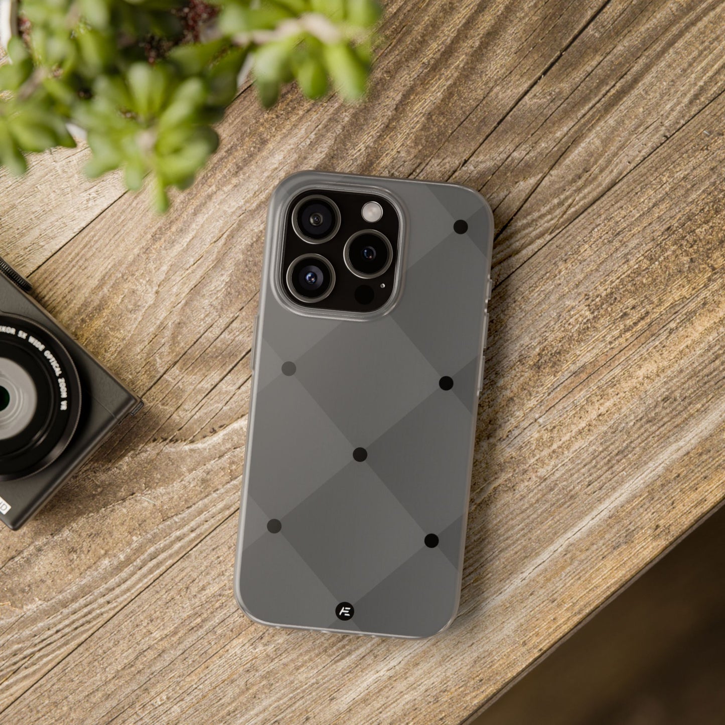 Dots black